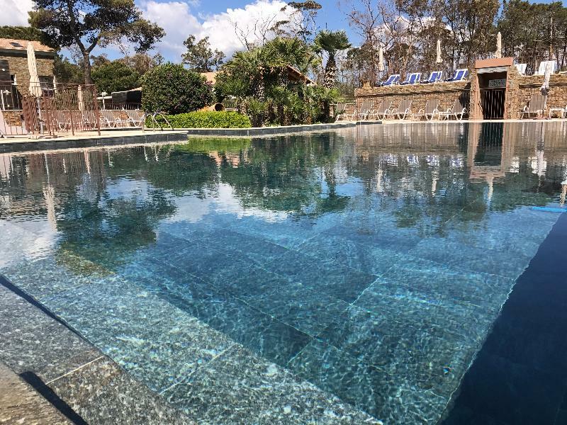 Hotel La Lagune Lucciana  Ngoại thất bức ảnh